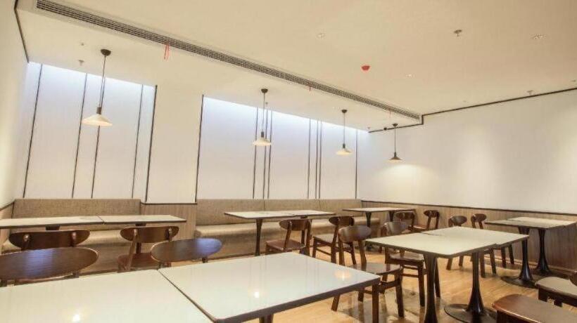 Hanting Hotel Jiaxing International Convention And Exhibition Center