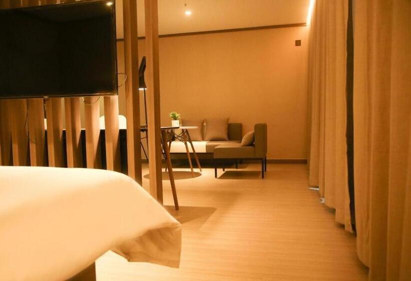 Hanting Hotel Jining Weishan Jinyuan Road