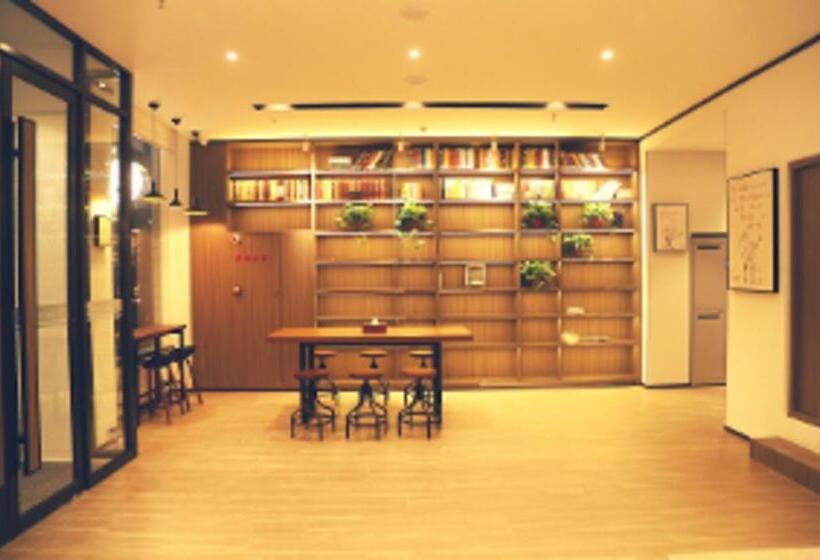 Hanting Hotel Kaifeng Millennium City Park