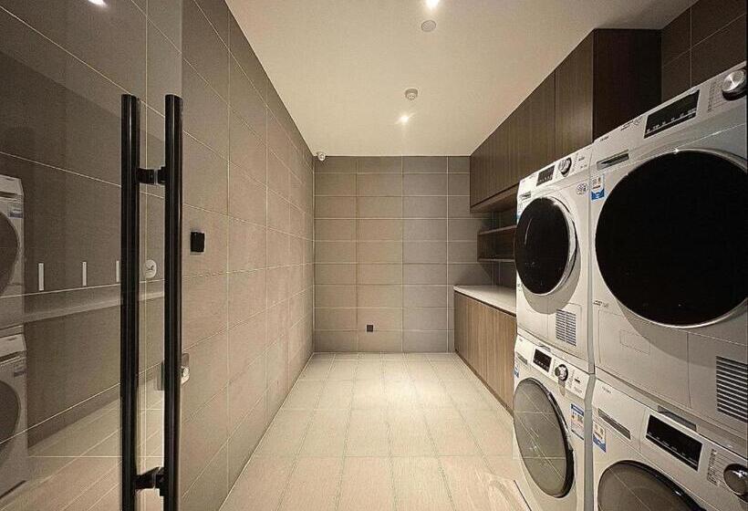 Hanting Hotel Luohe Linying Yingchuan Avenue