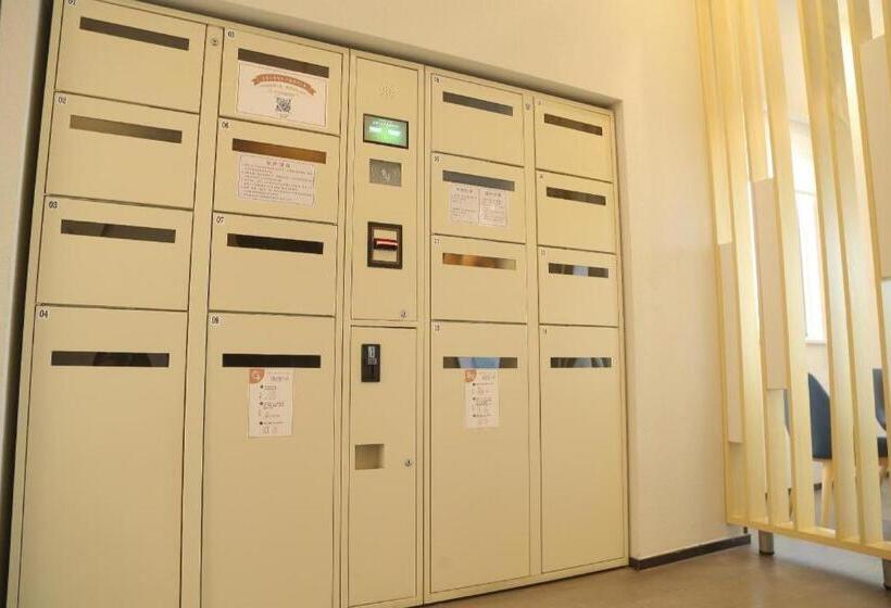 Hanting Hotel Nanchang Zhenxing Avenue Metro Station