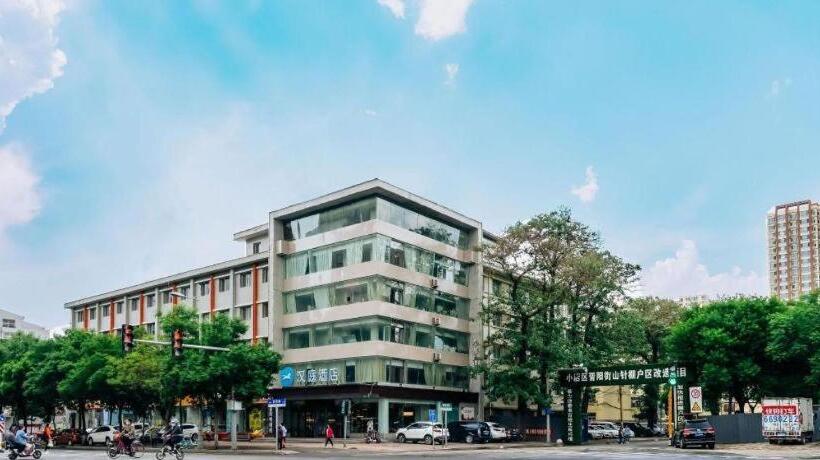 Hanting Hotel Taiyuan South Railway Station