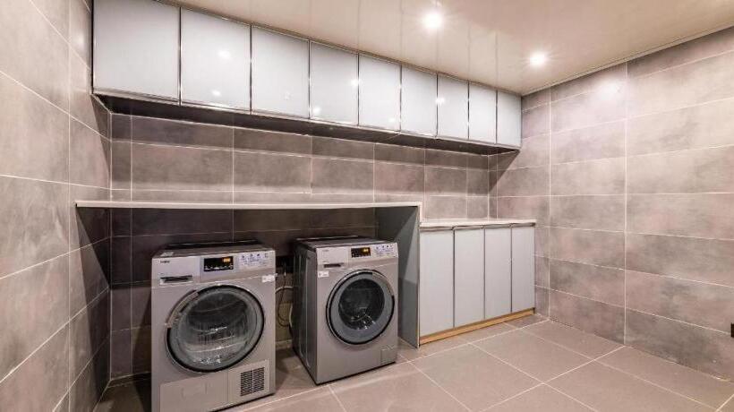 Hanting Hotel Wuhan Wuchang Railway Station Uprising Gate