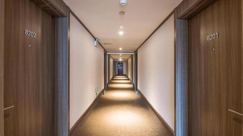 Hanting Hotel Wuhan Wuchang Railway Station Uprising Gate