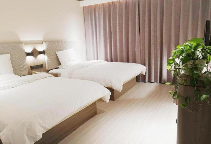 Hanting Hotel Xinghua Dainan Jinze Commercial Street