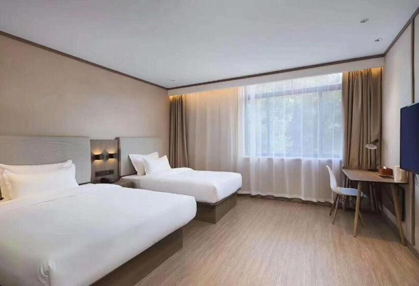 Hanting Hotel Xinghua Dainan Jinze Commercial Street