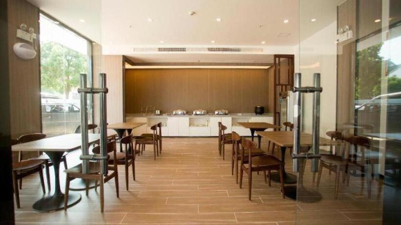 Hanting Hotel Xinghua Dainan Jinze Commercial Street