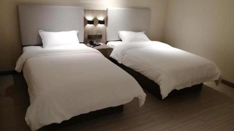 Hanting Hotel Xinghua Dainan Jinze Commercial Street