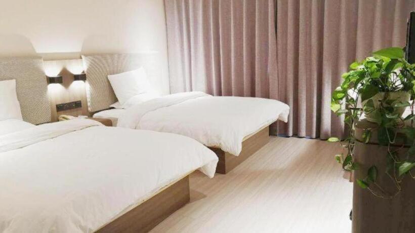 Hanting Hotel Xinghua Dainan Jinze Commercial Street