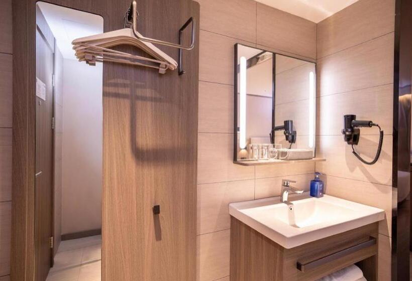 Hanting Hotel Xinxiang Yanjin Bus Station