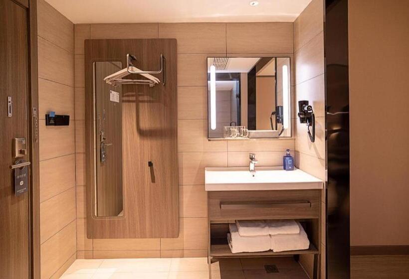 Hanting Hotel Xinxiang Yanjin Bus Station