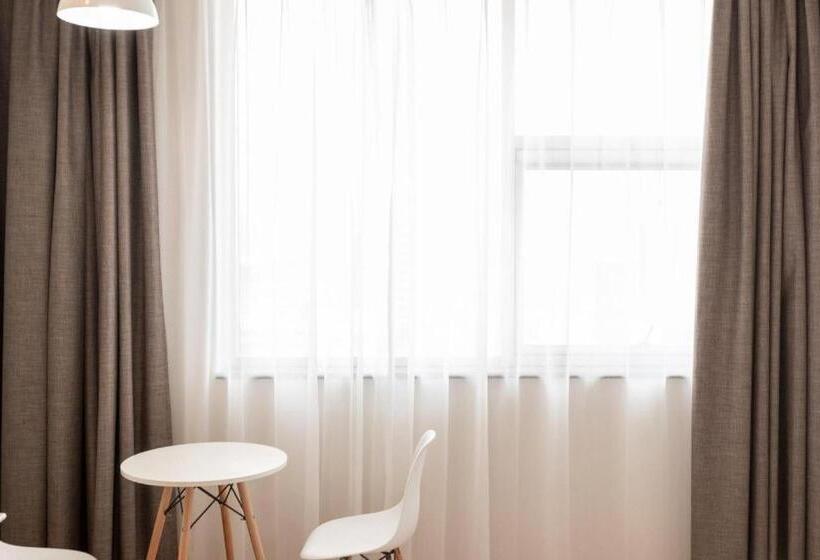 Hanting Hotel Zhaoyuan Jindu Department Store