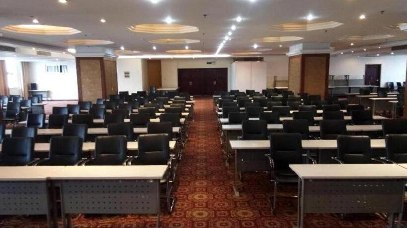 Hanting Hotel Zhaoyuan Jindu Department Store