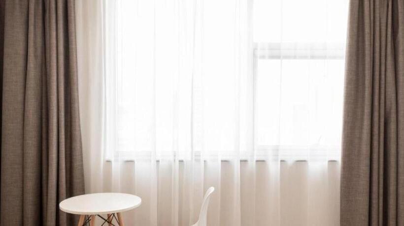 Hanting Hotel Zhaoyuan Jindu Department Store