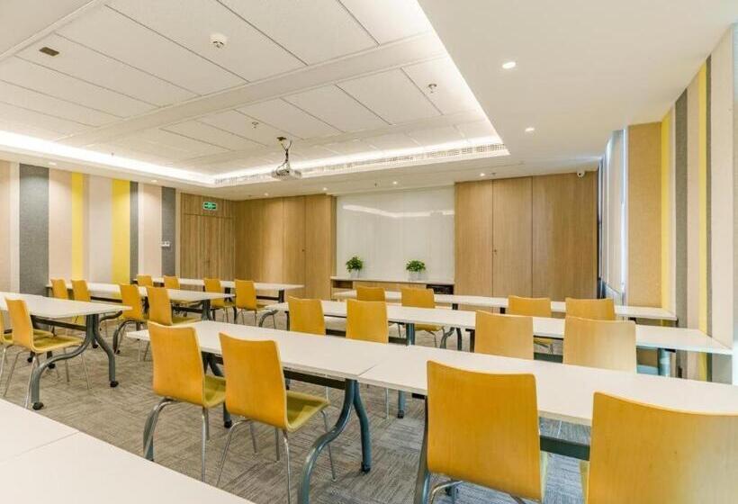 Hanting Premium Hotel Hefei Feidong Yuzhou Central Plaza