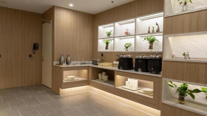 Hanting Premium Hotel Qingdao Yongping Road Metro Station