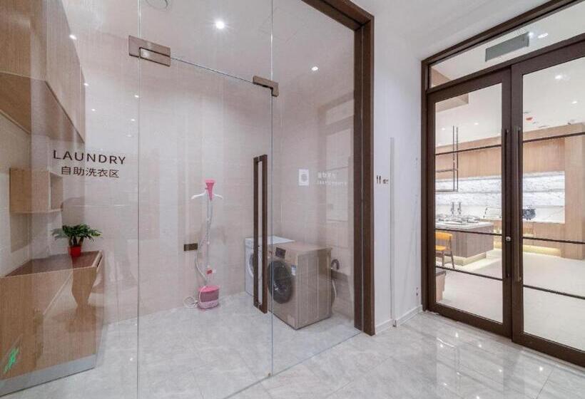 Hanting Premium Hotel Youjia Wuhan Etouwan Metro Station