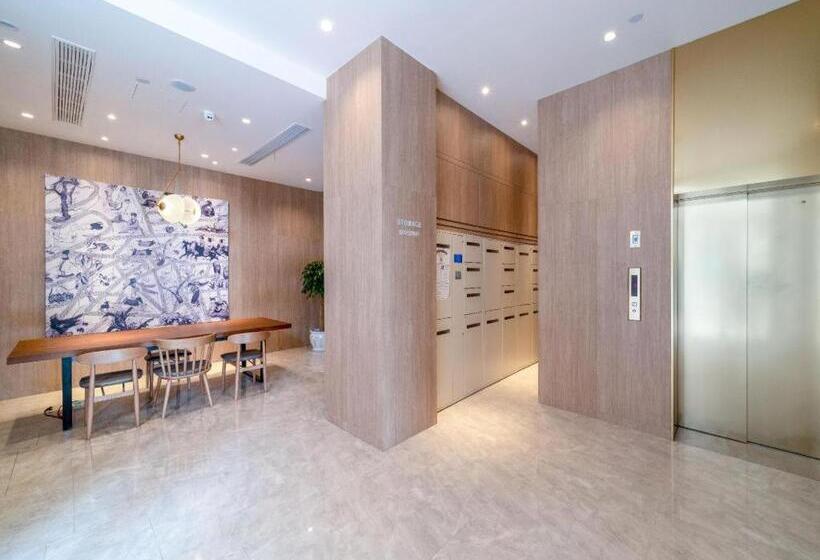 Hanting Premium Hotel Youjia Wuhan Etouwan Metro Station