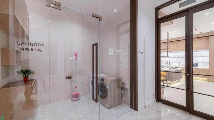 Hanting Premium Hotel Youjia Wuhan Etouwan Metro Station