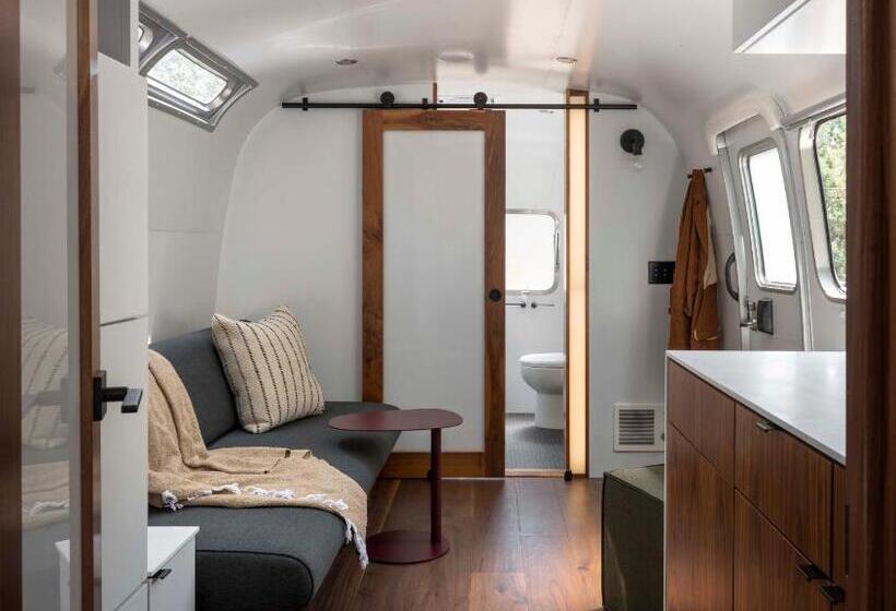 Отель Autocamp Sequoia