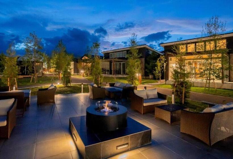 هتل Awaumi Fujikawaguchiko Resort