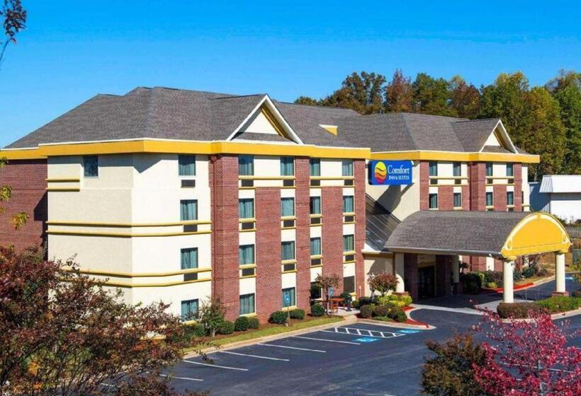 호텔 Comfort Inn & Suites Suwanee   Sugarloaf