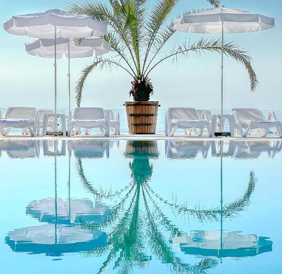 בית מלון כפרי Grifid Noa Premium Ultra All Inclusive