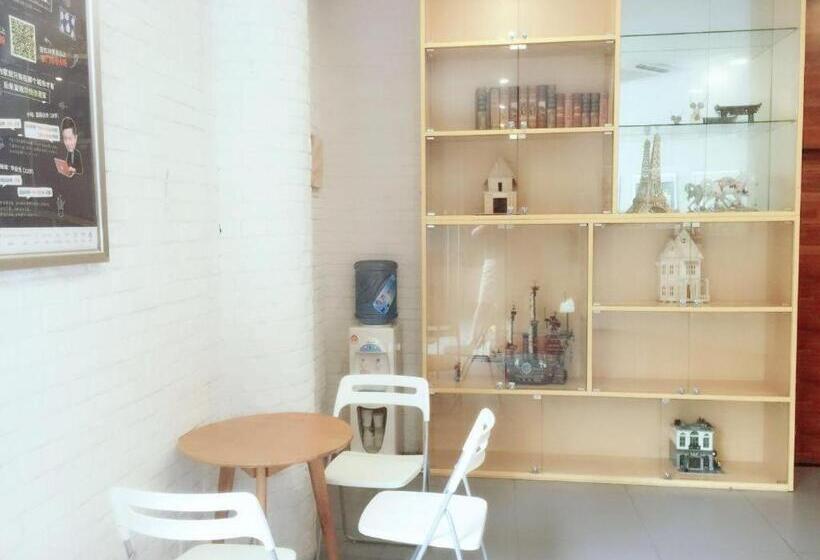 בית מלון כפרי Hi Inn Shanghai Jinqiao International Square