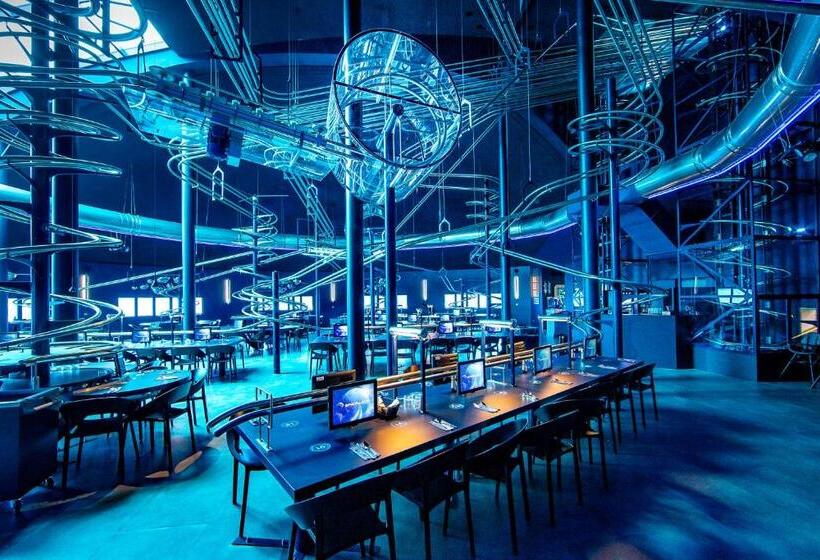 בית מלון כפרי Hôtel Station Cosmos