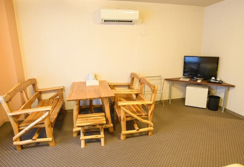 בית מלון כפרי Ryobou Hanaemi