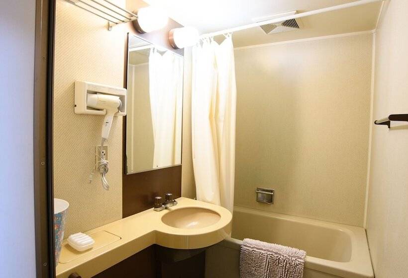 בית מלון כפרי Ryobou Hanaemi