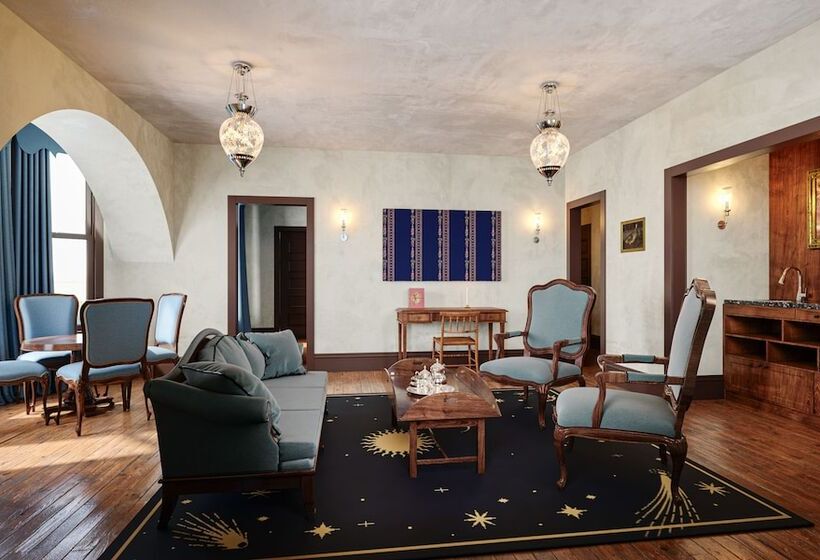 Отель Shenandoah Mansions, An Ash