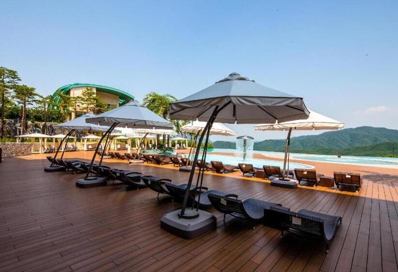 בית מלון כפרי Sonofelice Village Vivaldipark