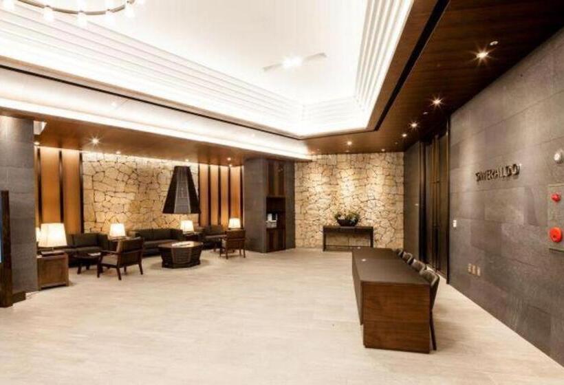 בית מלון כפרי Sonofelice Village Vivaldipark