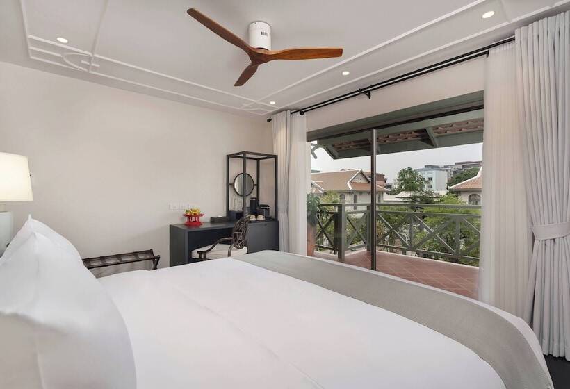 Отель Souphattra Heritage Vientiane