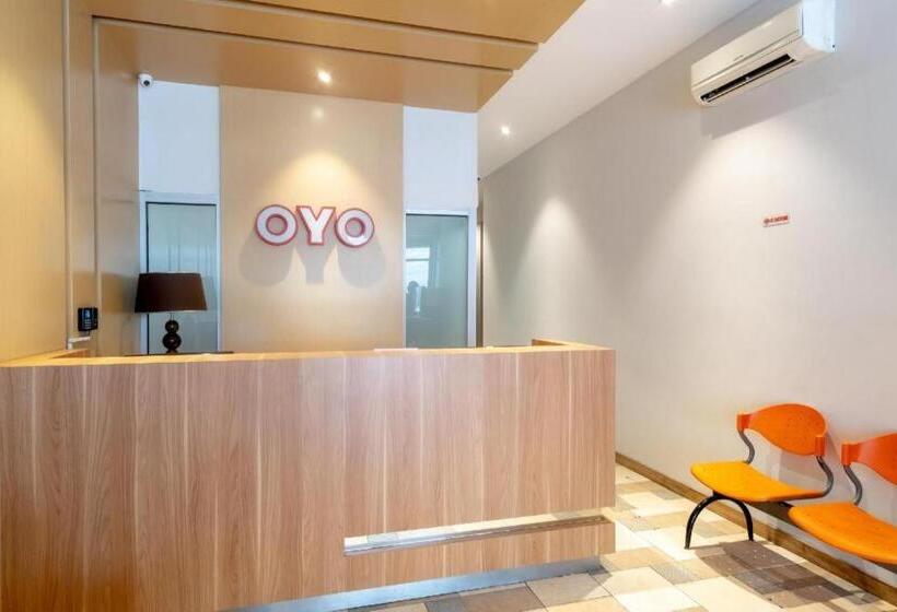 هتل Super Oyo 3159 Festive Inn