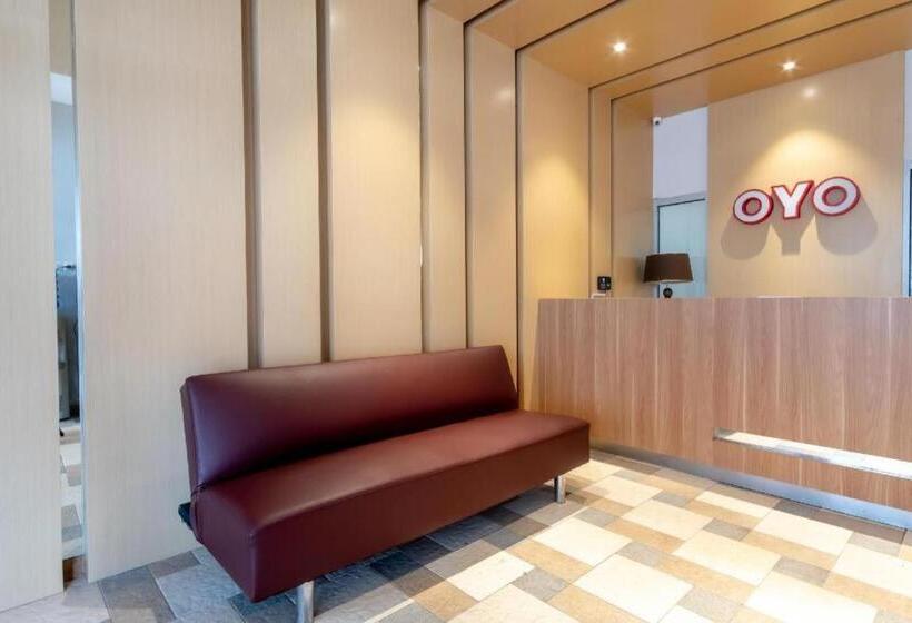 ホテル Super Oyo 3159 Festive Inn