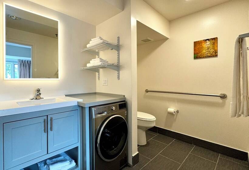 فندق The Gem Museum Suites