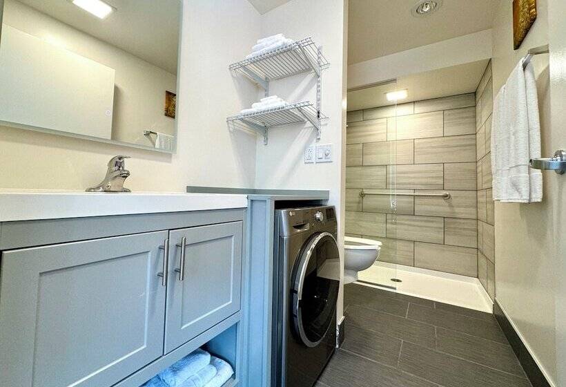 هتل The Gem Museum Suites