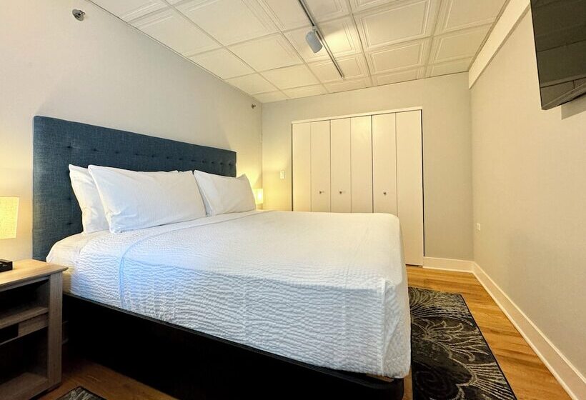 هتل The Gem Museum Suites