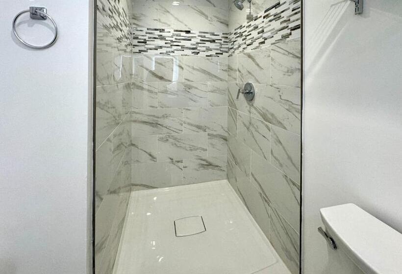 فندق The Gem Museum Suites