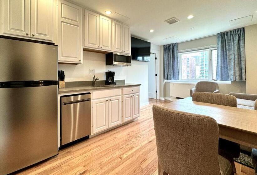 فندق The Gem Museum Suites