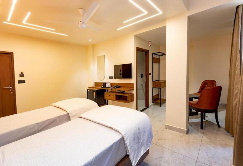 فندق Uphills Boutique