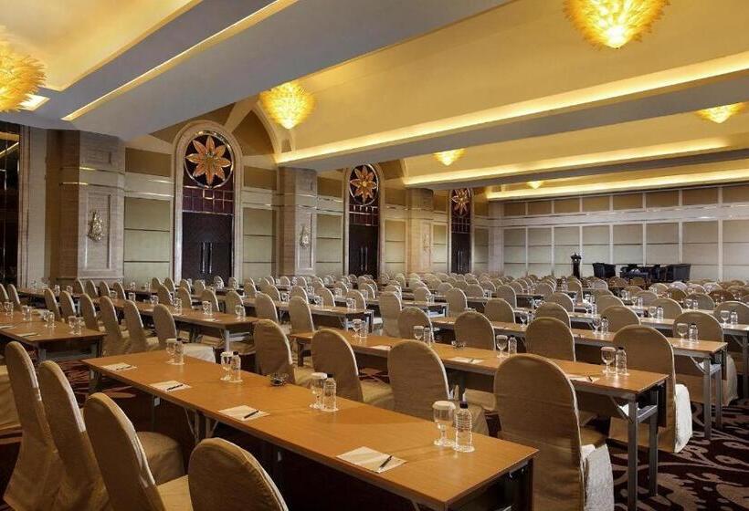 酒店 Wyndham Surabaya City Centre