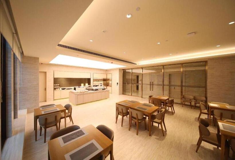 Ji Hotel Changchun Jingyue Xincheng Street