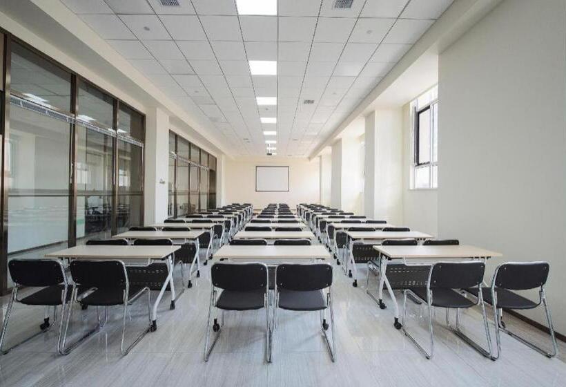 Ji Hotel Jilin Wanda Plaza