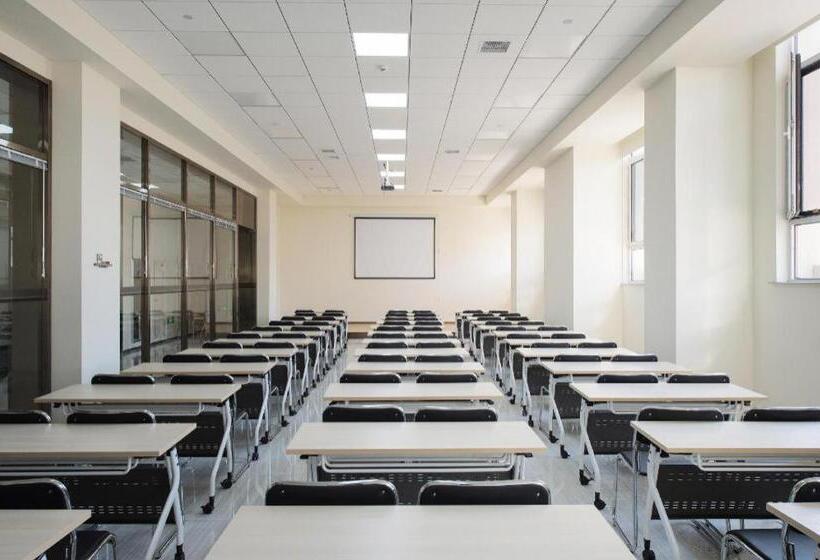 Ji Hotel Jilin Wanda Plaza