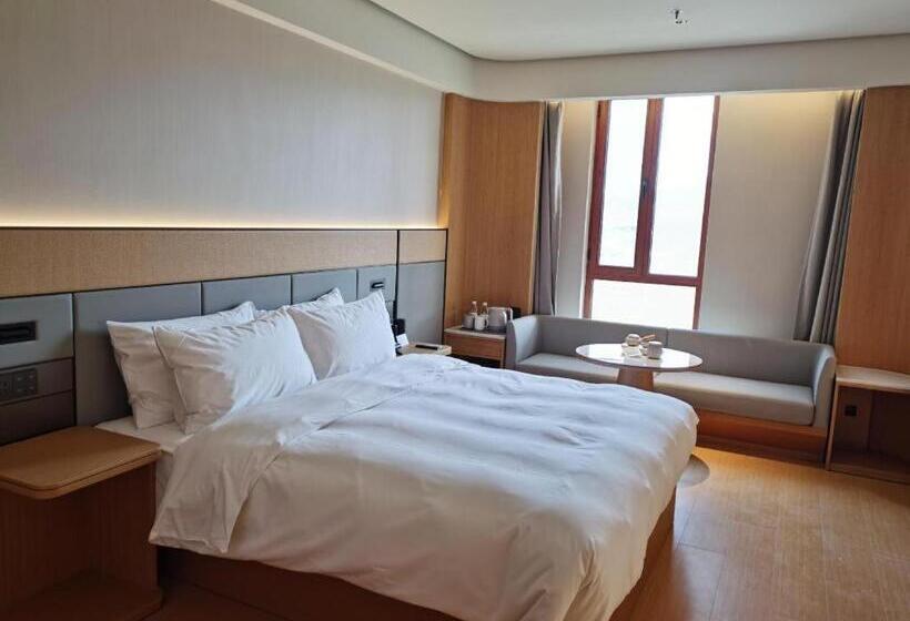 Ji Hotel Jinzhou Red Star Macalline