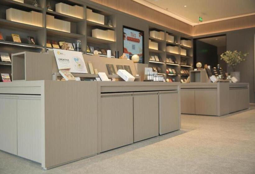 Ji Hotel Jinzhou Red Star Macalline