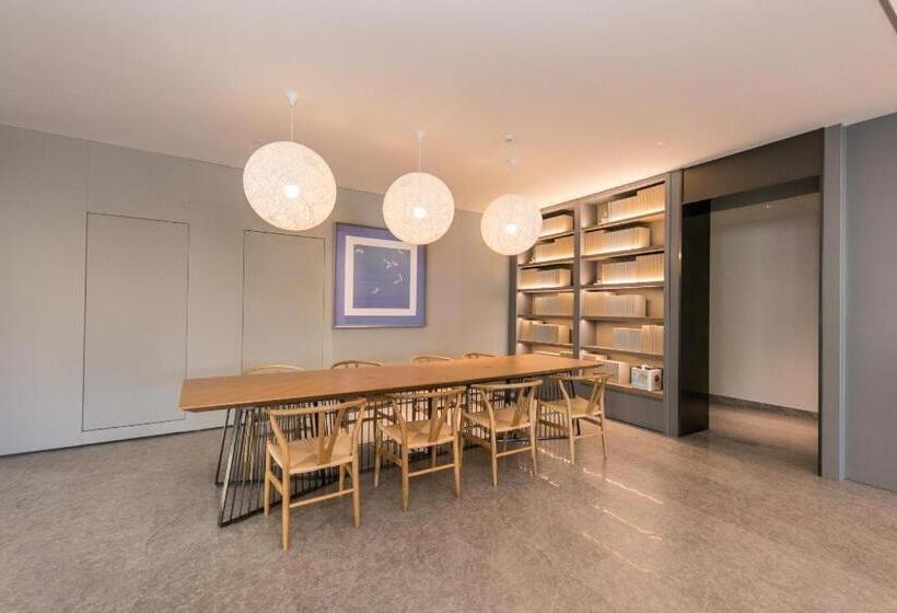 Ji Hotel Ningbo Fenghua Golden Bell Plaza